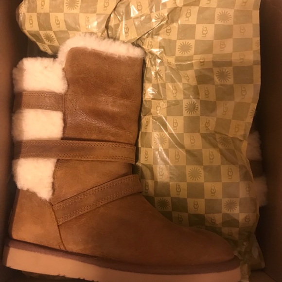 ๐๐๐๐ uggs never worn - Picture 6 of 6